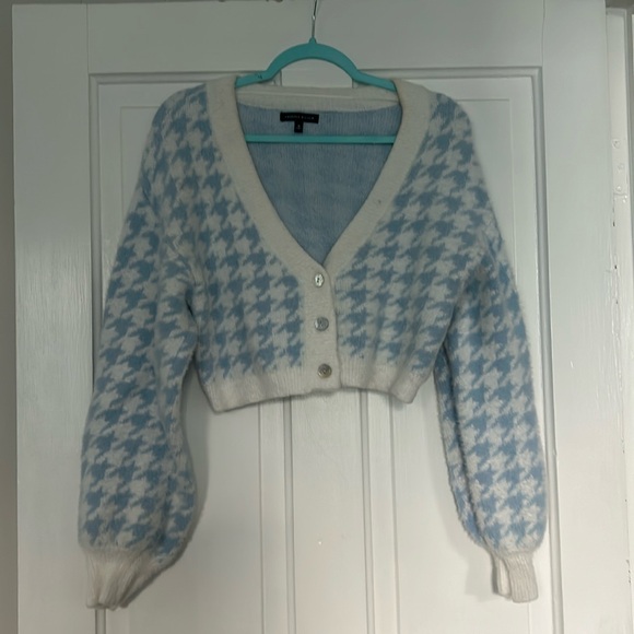 Kendall and Kylie cropped blue sweater - Picture 1 of 3